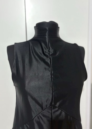 Siyah saten Uzun Kollu Yüksek Yakalı Drapeli Elbise - Görsel 6