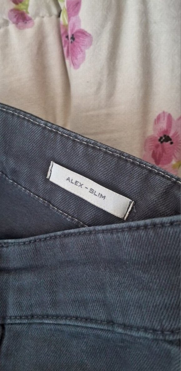 Düğmeli Siyah Loose Fit Midi Kot Pantolon - Görsel 4