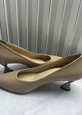 Bej Kadın Stiletto Topuklu Ayakkabı - Görsel 2