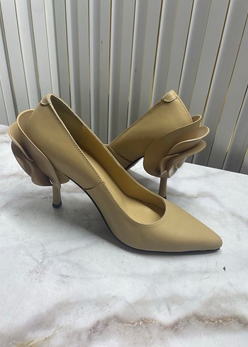 Bej Stiletto Topuklu Kadın Ayakkabı - Görsel 2