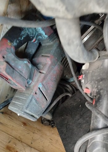 Turkuaz Renkli Elektrikli Alet Parçası - Görsel 5