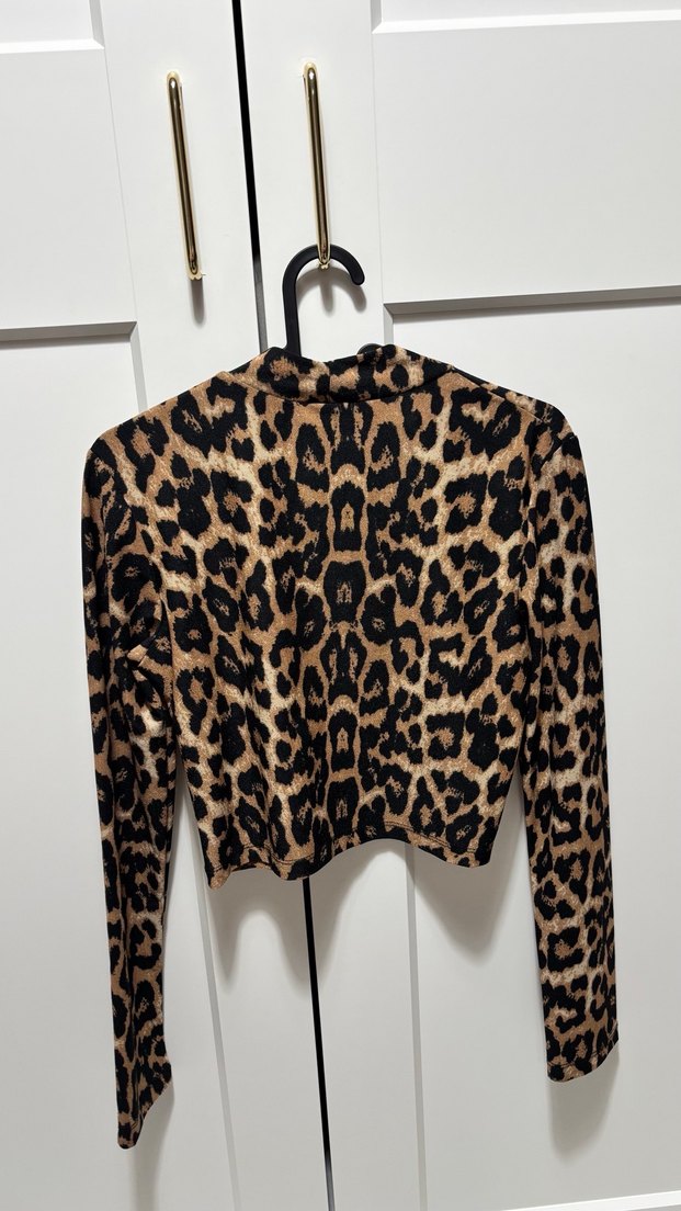 Leopar Desenli Uzun Kollu Kadın Bluz - Görsel 2