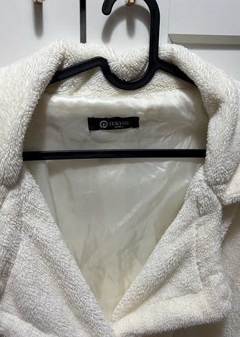 Düğmeli Beyaz Midi Kadın Kürk - Görsel 2