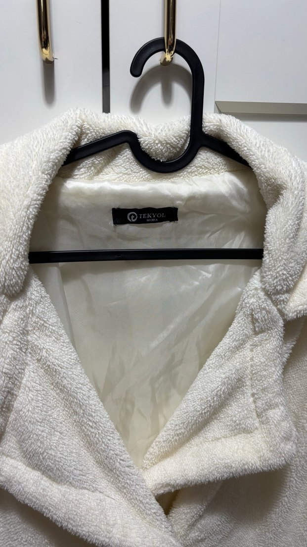 Düğmeli Beyaz Midi Kadın Kürk - Görsel 2