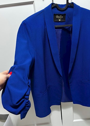 Saks Mavisi Kolu Büzgü Detaylı Blazer Ceket - Görsel 3