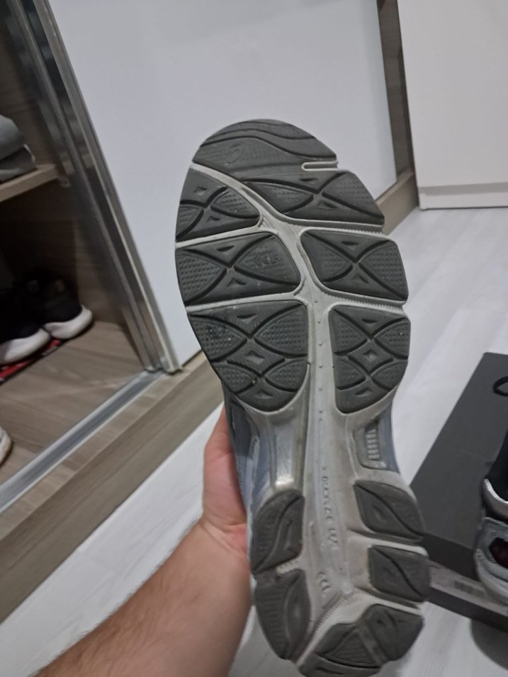 Asics nyc gel serisi nadir renk 43.5 - Görsel 5