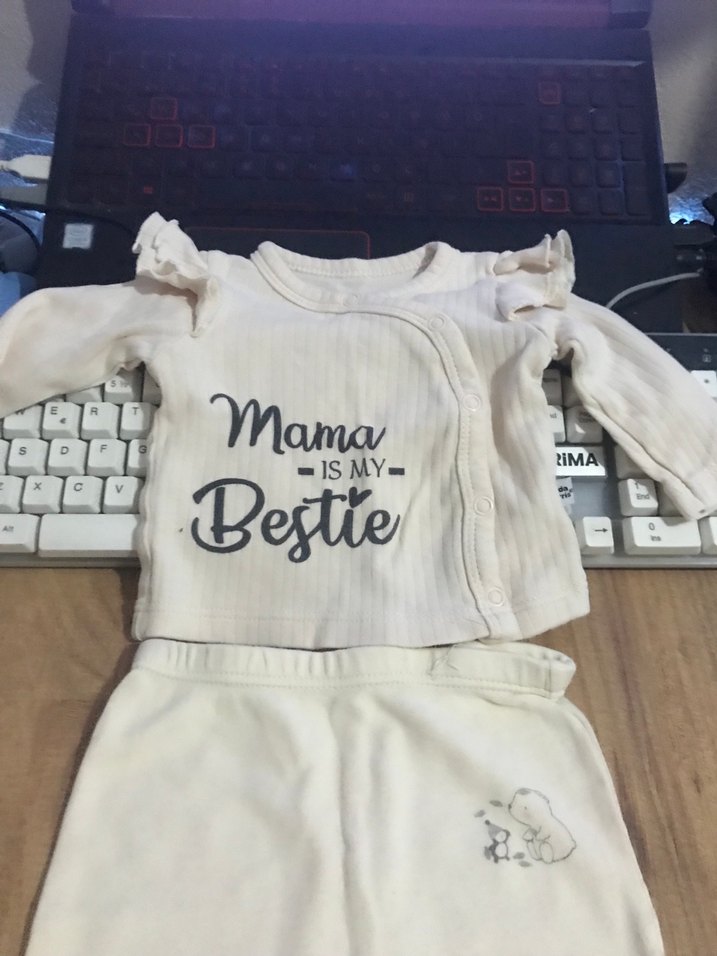 Bebek Kız Baskılı Hastane Kıyafeti Beyaz - Görsel 3