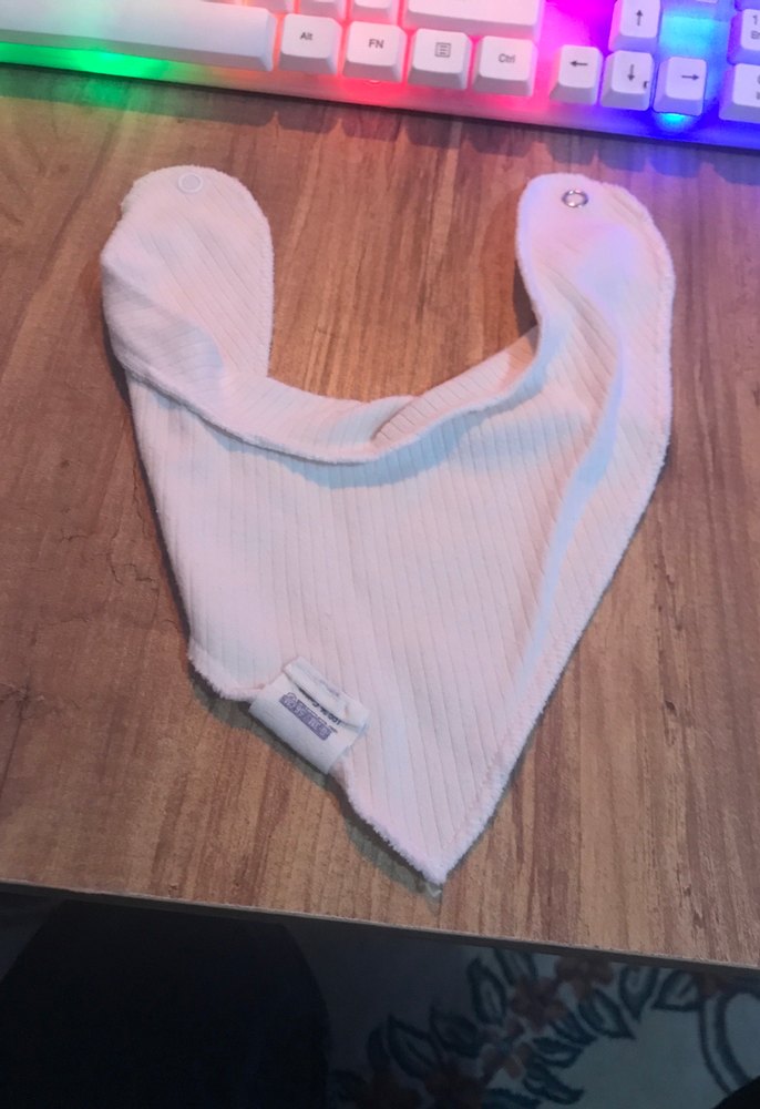 Pembe Bağlamalı Bebek Önlüğü - Görsel 2