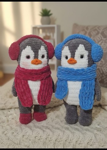 Mavi atkı ve kulaklıklı gri peluş penguen oyuncak - Görsel 3