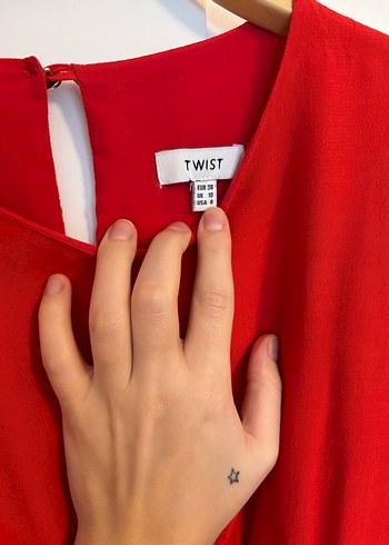 Kırmızı V Yaka Süet Midi Elbise - Görsel 2