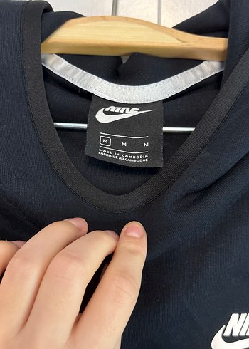Nike Siyah Fermuarlı Kadın Sweatshirt - Görsel 3