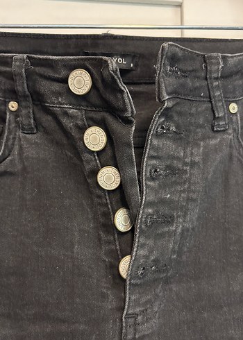 Düğmeli Siyah Süet Kadın Pantolon - Görsel 2