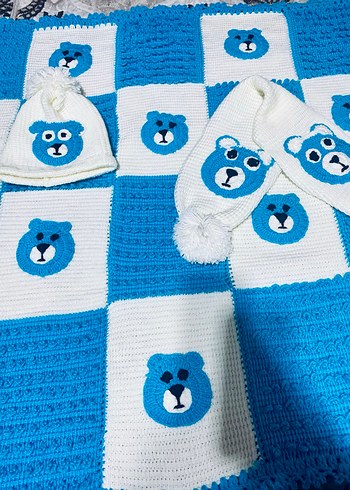 Renkli Kareli Mavi Örgü Bebek Battaniyesi - Görsel 2