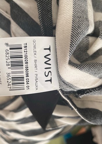Twist Düğmeli Siyah Beyaz Çizgili Keten Gömlek