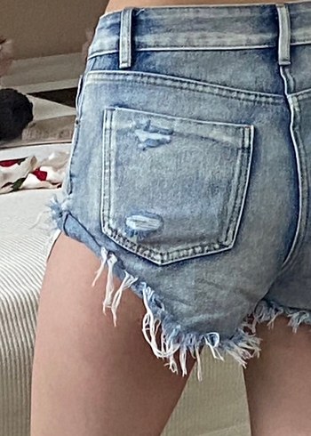 Kısa Mavi Batik Denim Şort - Görsel 2