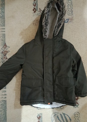 Gri Kapüşonlu Erkek Çocuk Mont - Görsel 3