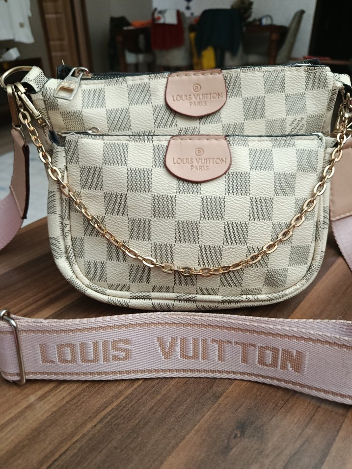 Louis Vuitton Düğmeli Kadın cantası - Görsel 2