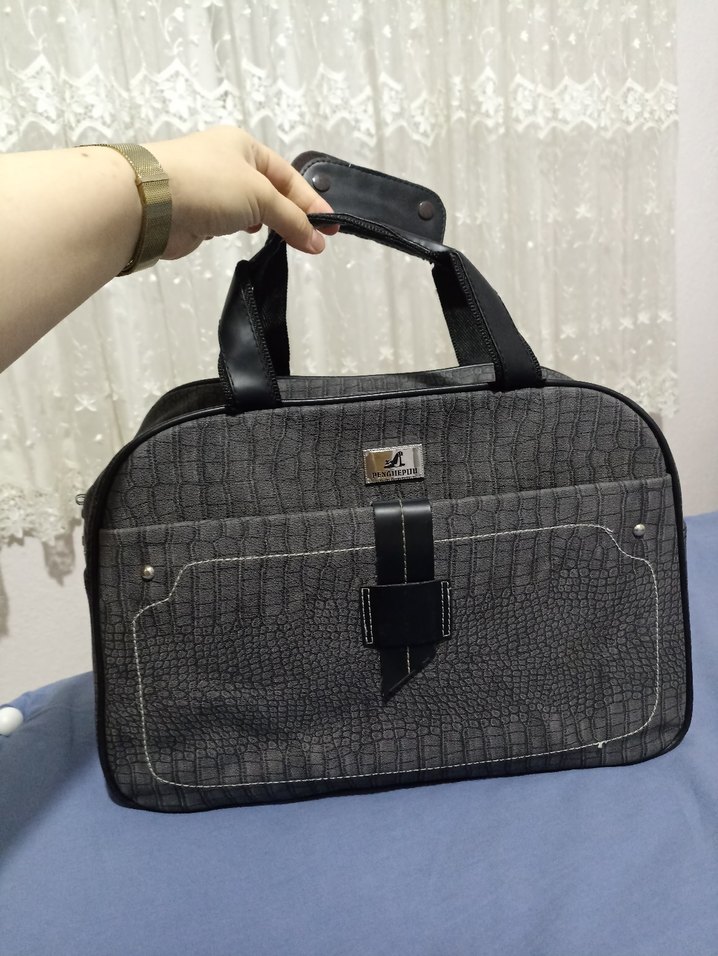 Gri Yılan Desenli Fermuarlı  Evrak Çantası - Görsel 3