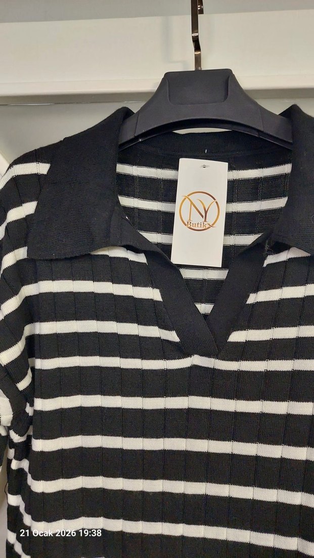 Uzun Kollu Siyah Beyaz Çizgili Triko Elbise - Görsel 2