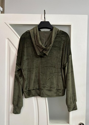 Haki yeşil Kadın kısa Kapüşonlu likralı Sweatshirt
S,m,l,xl - Görsel 2