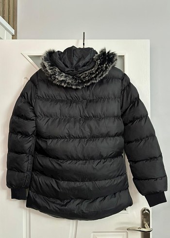 Siyah Kürklü Kadın Kışlık Mont - Görsel 2
