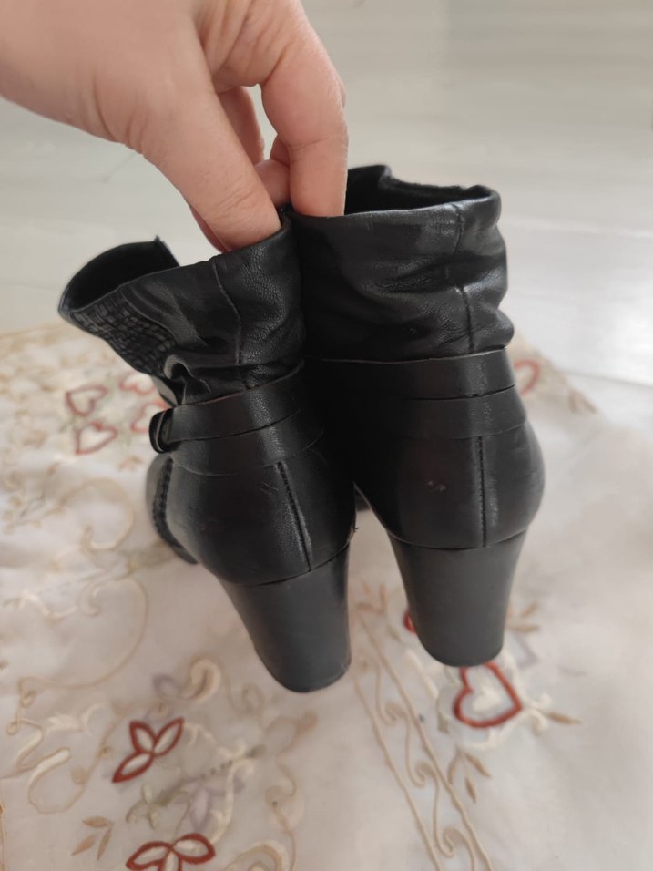 GABOR Siyah Deri Tokalı Topuklu Goth Bot - Görsel 5