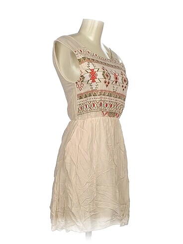 Vintage Love PreLoved Kısa Elbise %70 İndirimli.