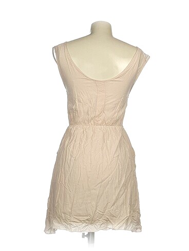 s Beden PreLoved Kısa Elbise %70 İndirimli.