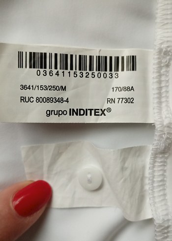 ZARA Beyaz Kolsuz Yüksek Yakalı Kadın Atlet - Görsel 8