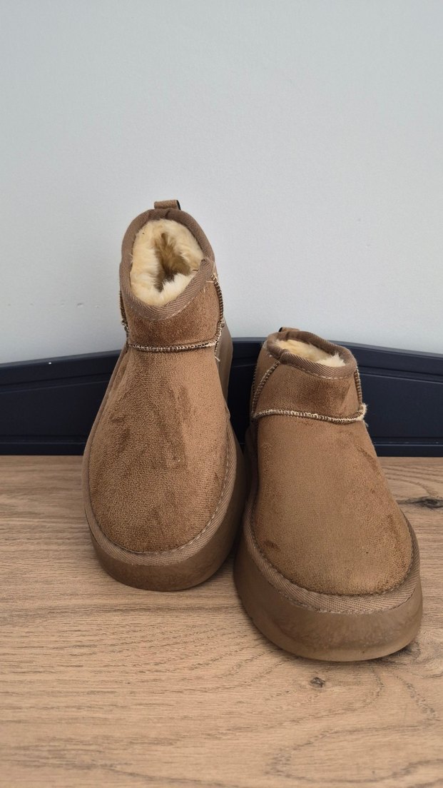 UGG Süet Bilek Bot — görsel 4/10
