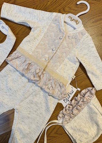 Bebek Kız Hastane Çıkışı Takımı Beyaz Dantelli - Görsel 2