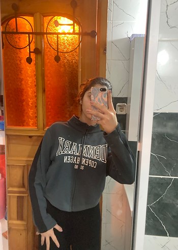 Sokak Stili Siyah Yüksek Yaka Denim Sweatshirt - Görsel 2