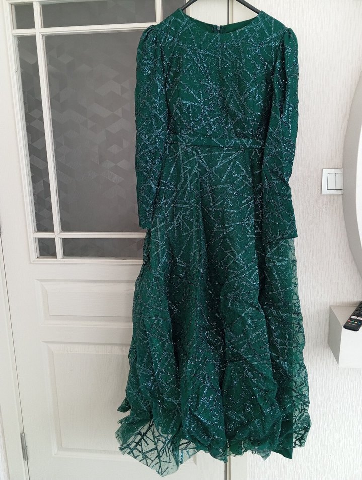 Uzun Yeşil Drapeli Kadın Elbise - Görsel 2