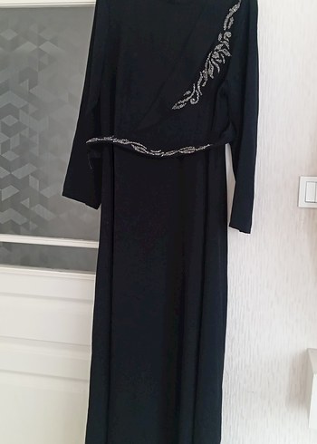 Uzun Kollu Siyah Nakışlı Gotik Elbise - Görsel 2