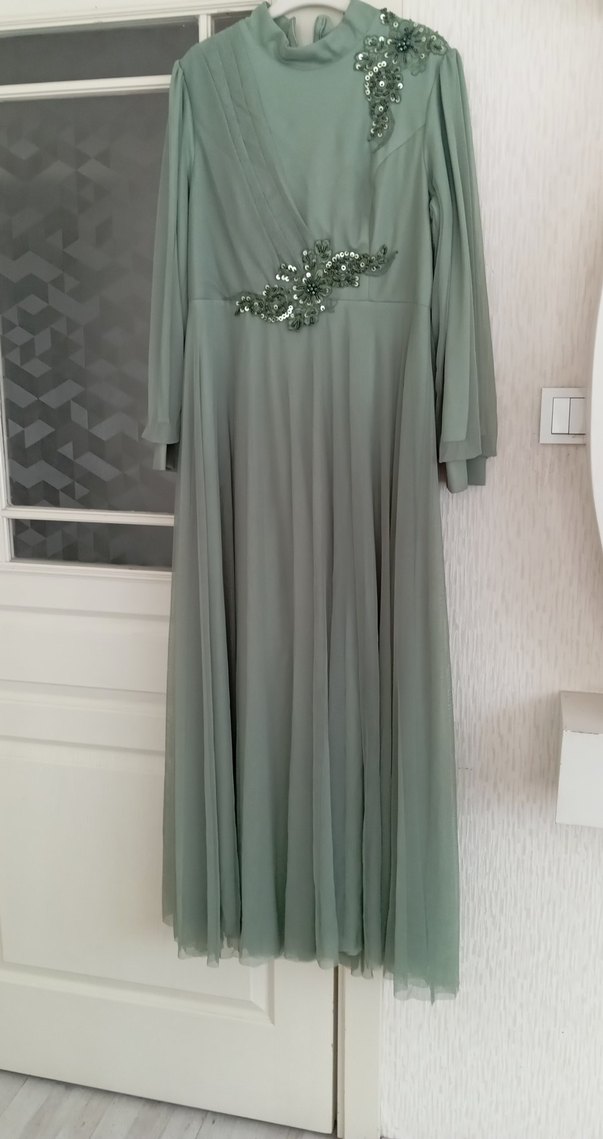 Yeşil Uzun Kollu Nakışlı Kadın Abiye Elbise - Görsel 2