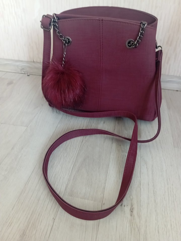 Bordo Kadın Çanta Püsküllü Zincir Askılı - Görsel 2