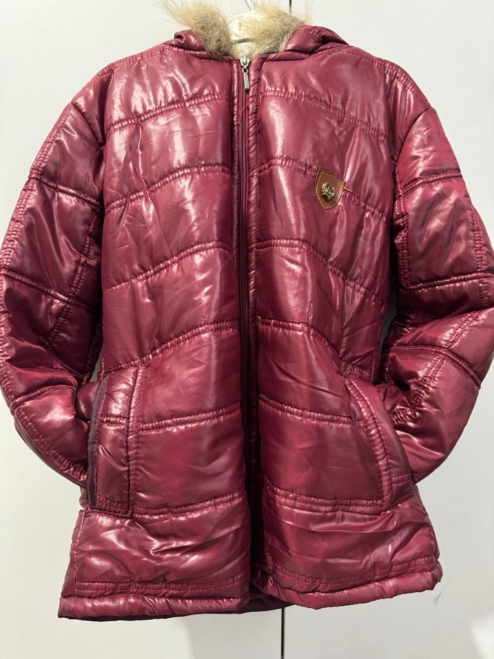 Kapşonlu çocuk montu - Görsel 4