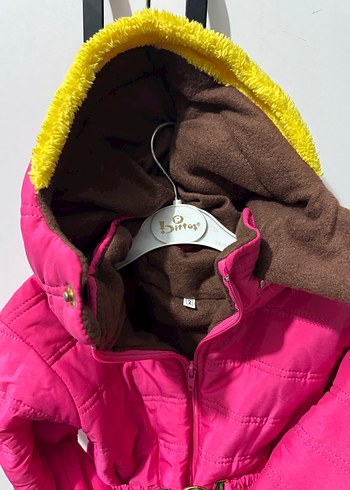 Kız Çocuk Pembe Kapüşonlu Kürklü Mont - Görsel 2