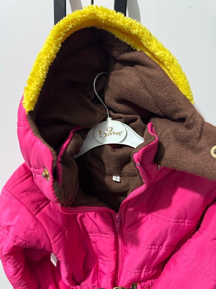 Kız Çocuk Pembe Kapüşonlu Kürklü Mont - Görsel 2