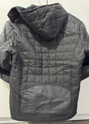 Siyah Kapüşonlu Erkek Mont - Görsel 3