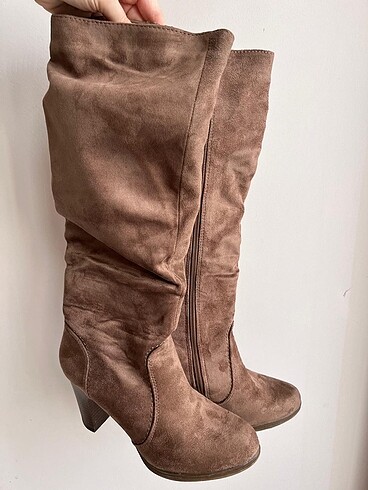 Deichmann süet çizme