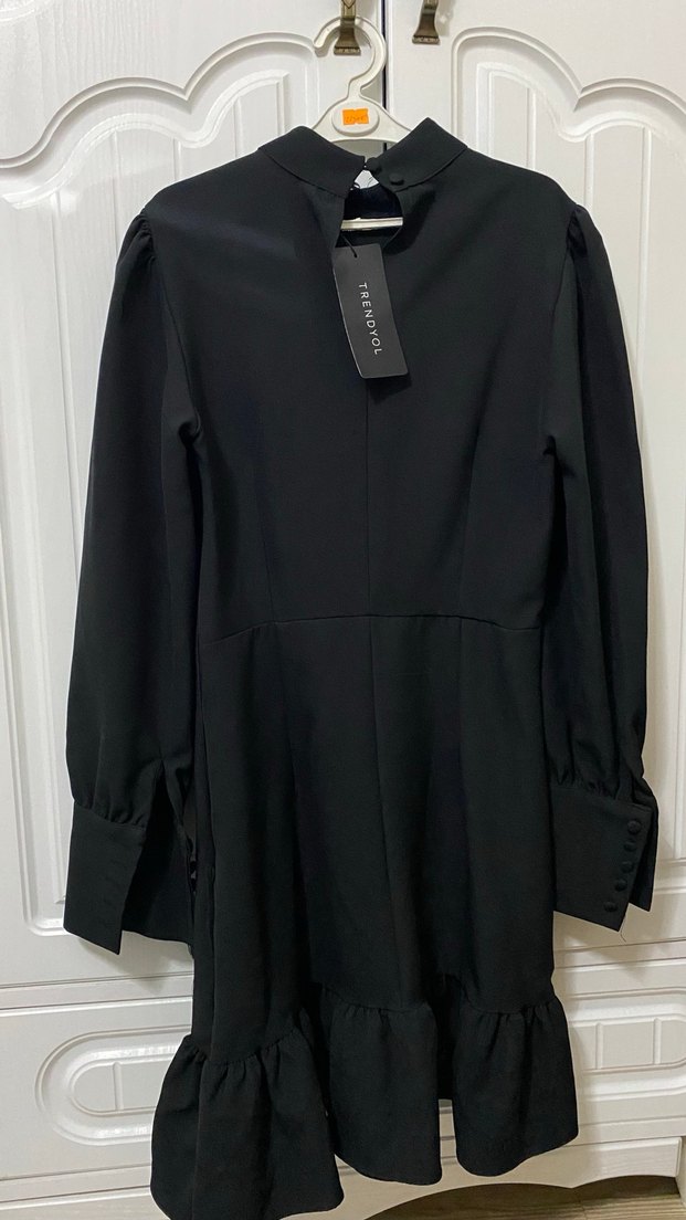 Siyah Midi Uzun Kollu Yüksek Yaka Elbise - Görsel 2