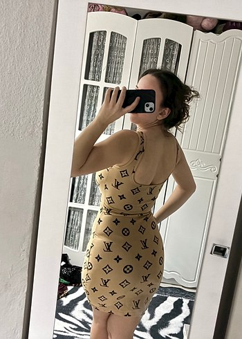 V Yaka Kahverengi Mini Elbise - Görsel 2