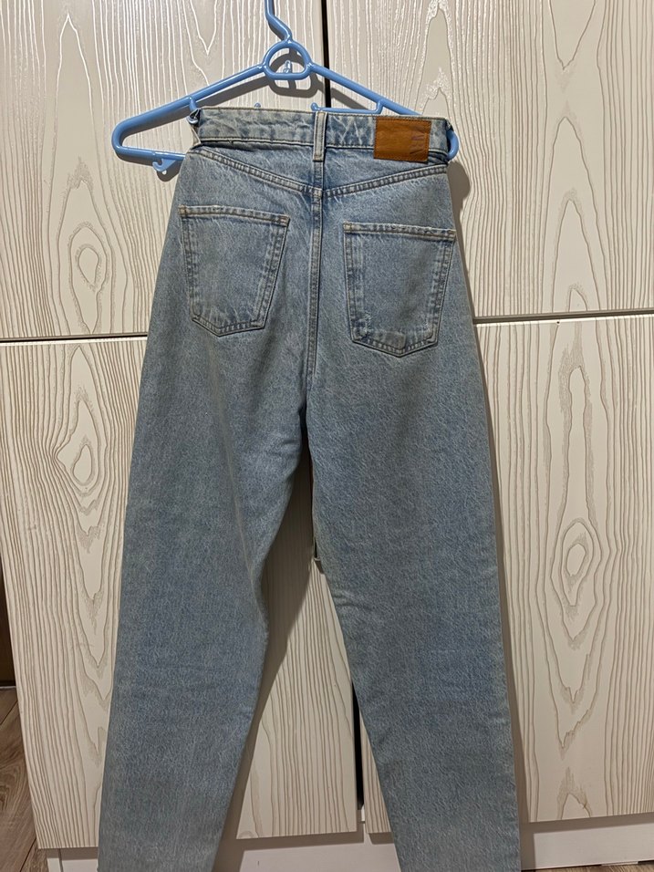 Zara Yırtık Detaylı Kadın Jean - Görsel 4