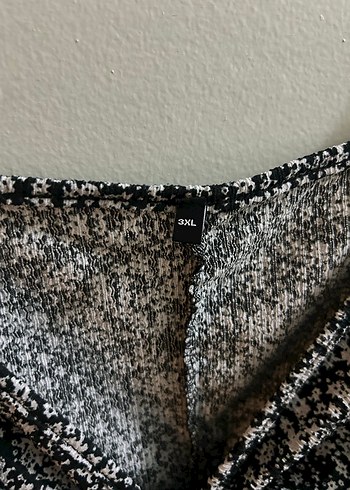 Siyah Gri Bağlamalı Dantel Detaylı Midi Elbise - Görsel 6