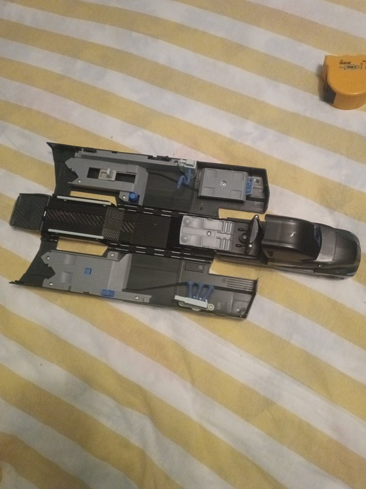 Siyah Oyuncak Kamyonet - Görsel 5