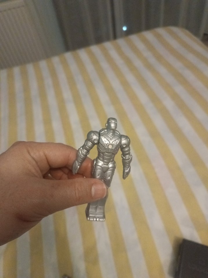 Gri Robot Figür Aksiyon Oyuncak - Görsel 4