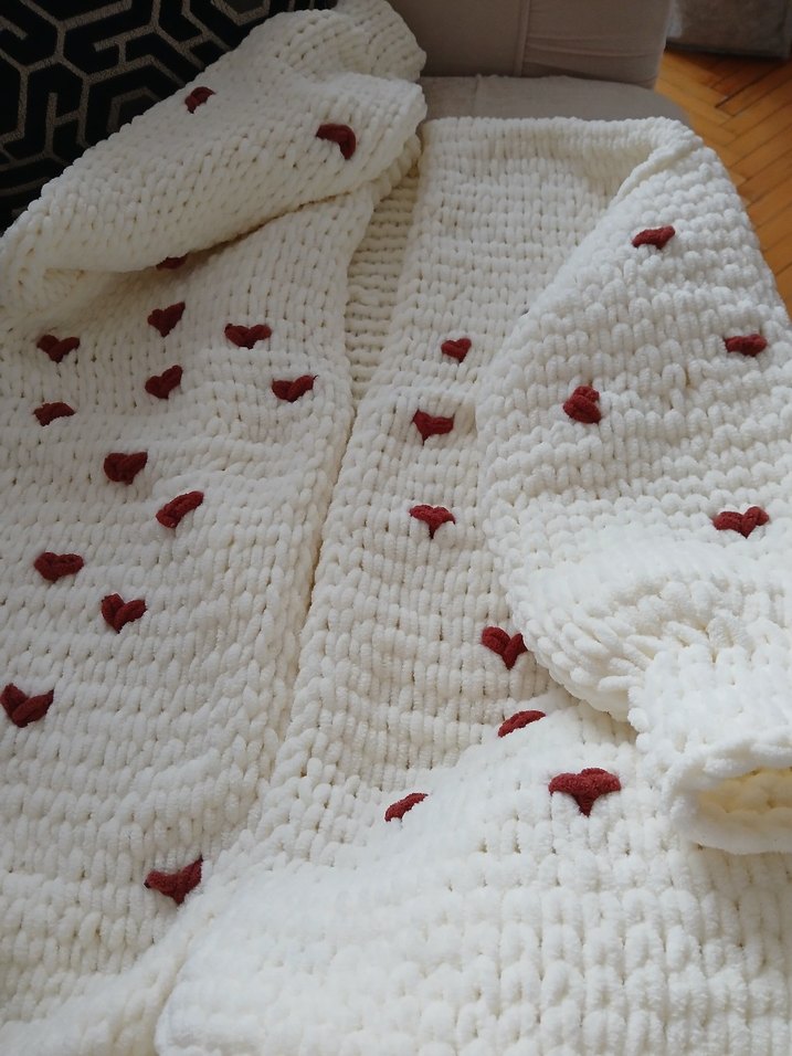 Nakışlı Beyaz Örgü hırka - Görsel 2