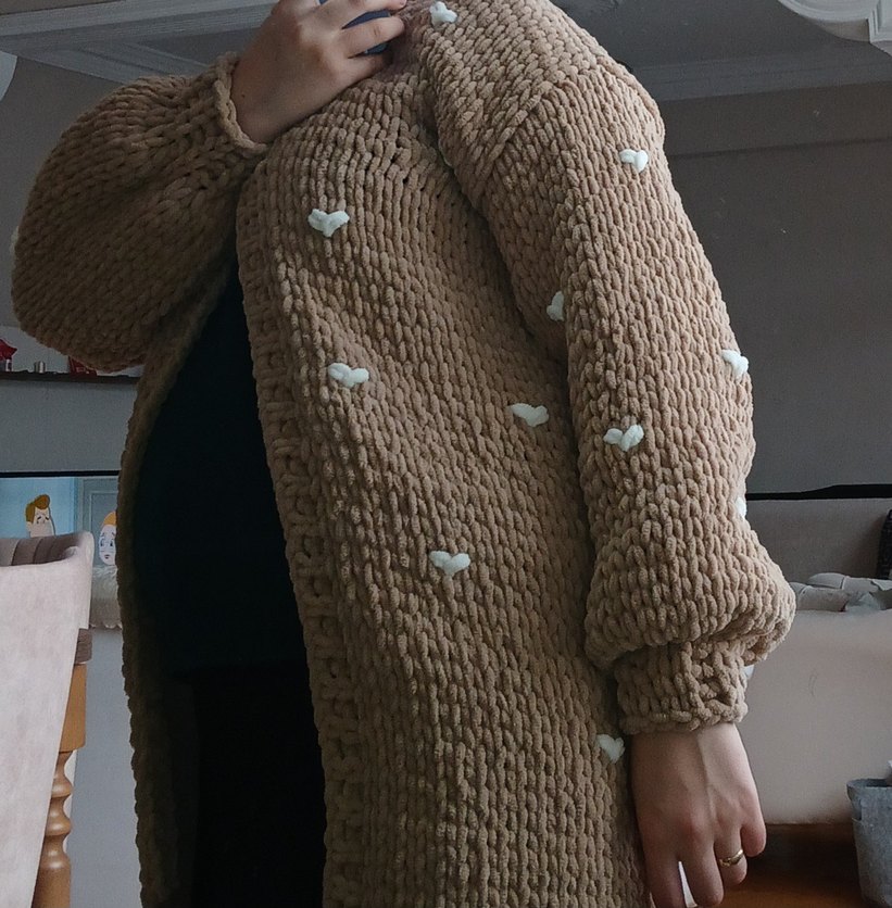 Nakışlı Beyaz Örgü hırka - Görsel 5