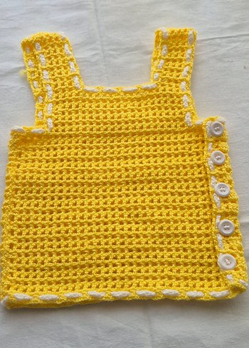 Sarı Nakışlı Kız Çocuk Örgü Yelek - Görsel 2